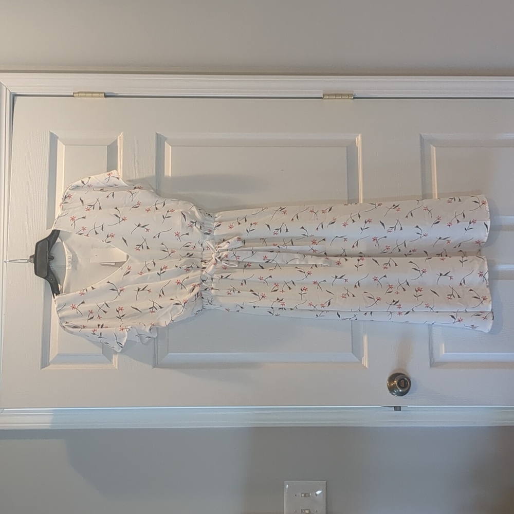 New Midi/Maxi Dress | White Floral | Sienna Sky | Small